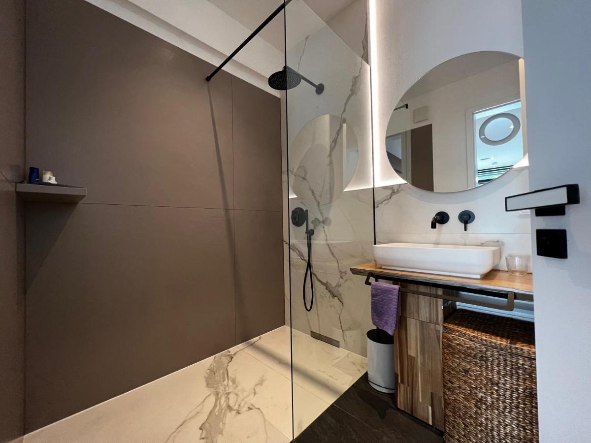 Neues Exclusives 2 Schlafzimmer Апартаменты *